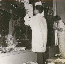 Halloween Window Painting Contest