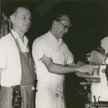 Lloyd Wright of Packers and Canners Outlet