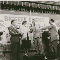 Mrs. George Hildebrand Wins National Contest