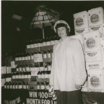 Mrs. George Hildebrand Wins National Contest