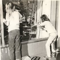 Halloween Window Painting