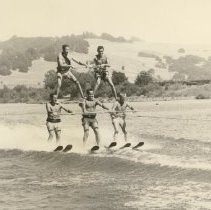 Waterskiiing on Russian River