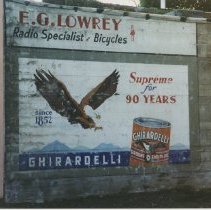 Ghirardelli Chocolate Ad on Building