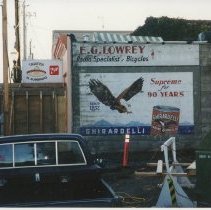 Ghirardelli Chocolate Ad on Building