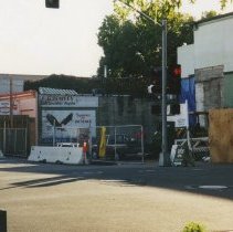 Ghirardelli Chocolate Ad on Building
