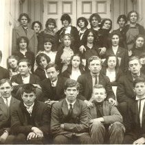HHS Sophomore Class (Class of 1916)