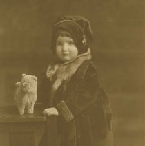 Little Jean Miser and Stuffed Kitty.