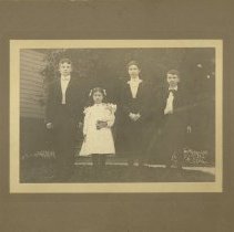 Children of C. E. & Julia Piatt