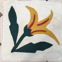 9 patch quilt top with squash blossoms