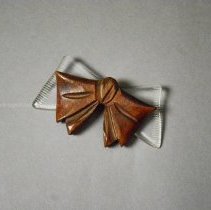 Front view of brooch