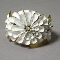 Front view of bracelet