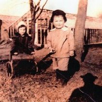 Elsie and Fred Winkler (1000.124.05a)