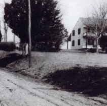 Brookeville Road looking north (1000.127.07a)