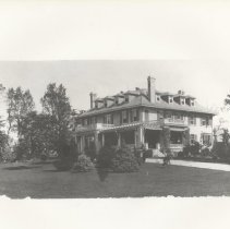 One Quincy St. from the south (1989.08.02)