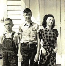 Ted, Betty & Nile Alger, 1946