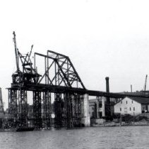Building Quincy Memorial Bridge