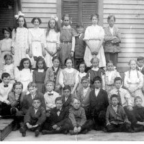 Mary Creagh, Tabby Carboni (1st row, 1st on left) and friends