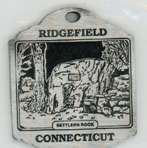Pewter Ornament of Settlers Rock, 2000