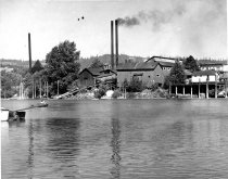 Crescent Shingle Company Mill on the Cowlitz River