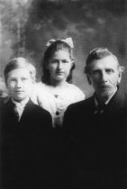 Schwarz, Hans and grandchildren:  Andreas and Barbara