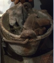 Bull Head Bucket - large