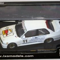 BMW E30 M3 Mandarina Duck