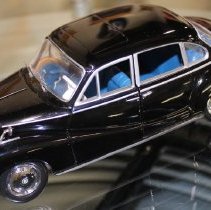 BMW 502 Sedan 1:24 Scale