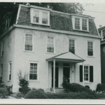 205-209 E. Evergreen Avenue