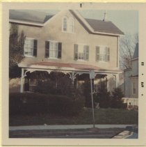 206-209 E. Evergreen Avenue