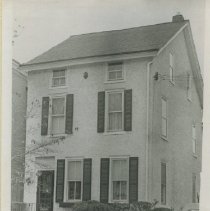 240 East Evergreen Avenue