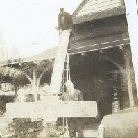 12.Installing/removing signs at Chestnut Hill station