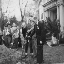 26.Casper Haines, Lloyd Coates