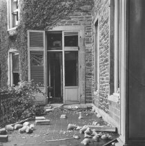 3.Terrace with broken pottery