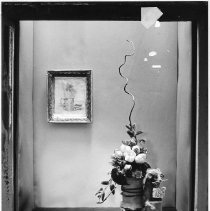 Page 47 photo b detail