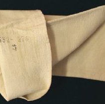 Maker's mark (opening)