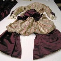 2-piece Paisley Stripe Day Dress, jacket lining