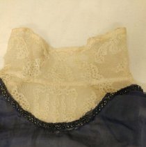 Blue,green, gold short-sleeve dress, neckline