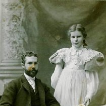 Augustus Van Wickle and his daughter Marjorie wearing dress, 1895