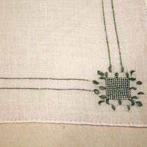 Napkin, green embroidery