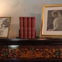 Book set arrangement on chest