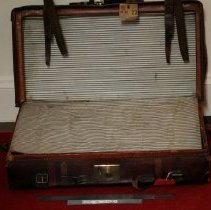 Topside of suitcase partition