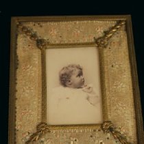 Decorative picture frame