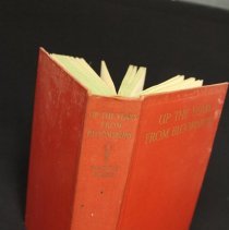 1976.1.4590a book Arliss spine