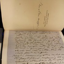 1976.1.4601.1a enclosure