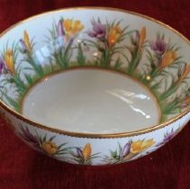 Crocus punch-sized bowl