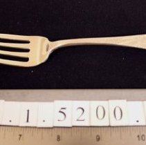 Dinner fork, Pond Lily pattern