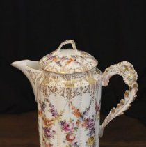 Dresden chocolate pot