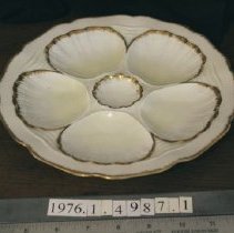 Oyster plate