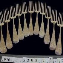 Dinner forks, Pond Lily pattern