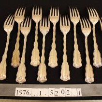 Luncheon fork, Reed & Barton "Rex"  verso
